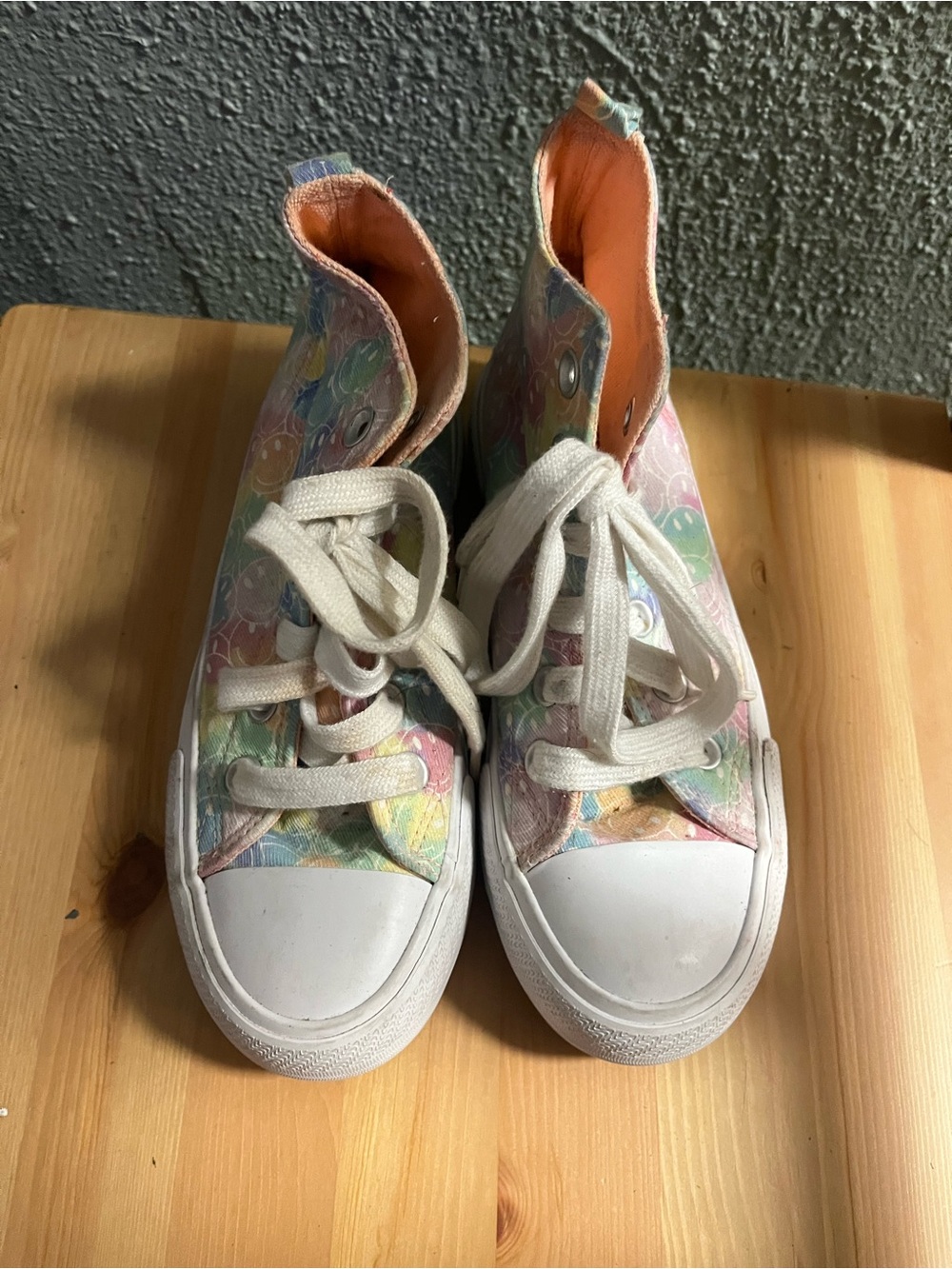 Like New - Wonder Nation - Pastel Multi Smiley High-Top Sneakers - White Laces